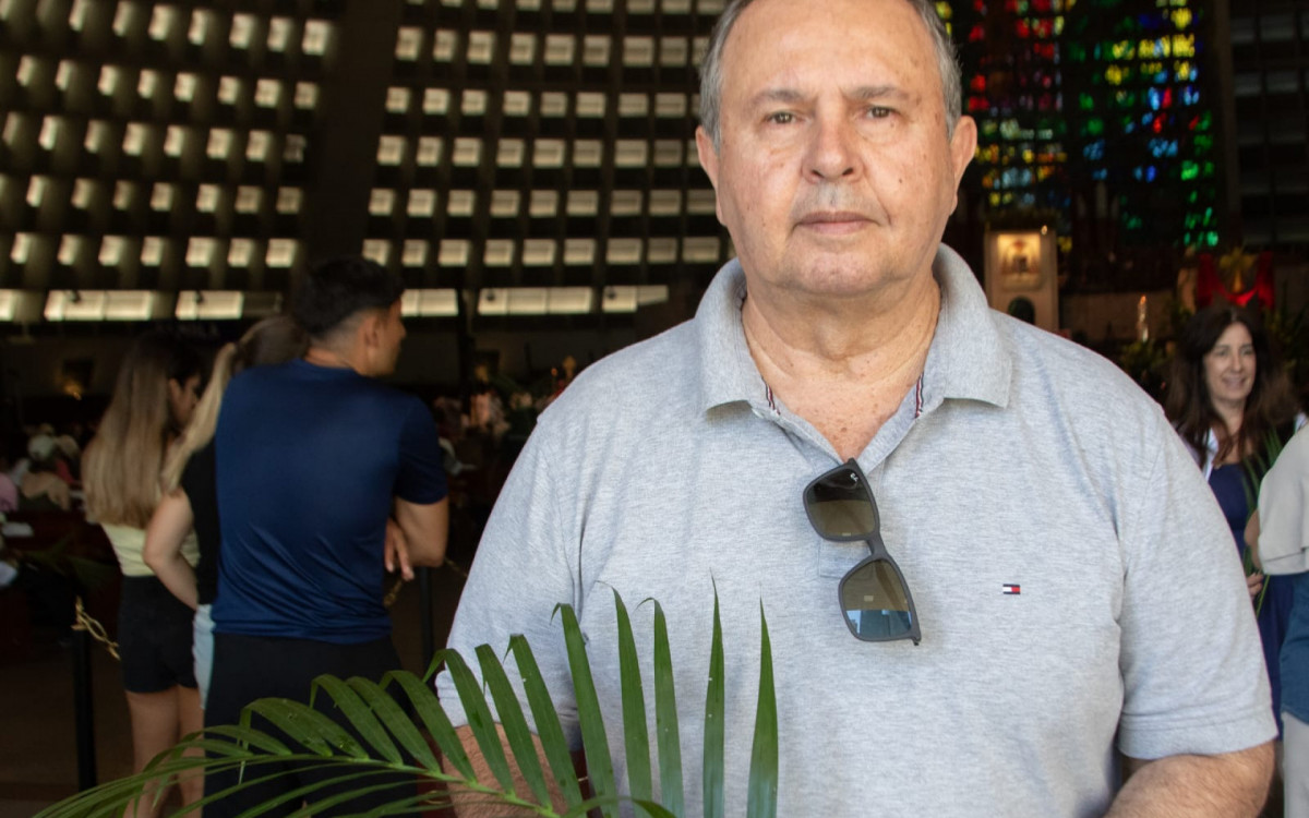 Para Danilo Witcher, 64 anos, o ano s&oacute; come&ccedil;a depois da P&aacute;scoa