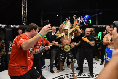 Jungle Fight 148 consagra Emerson Apache campeão peso-pena do MMA World League