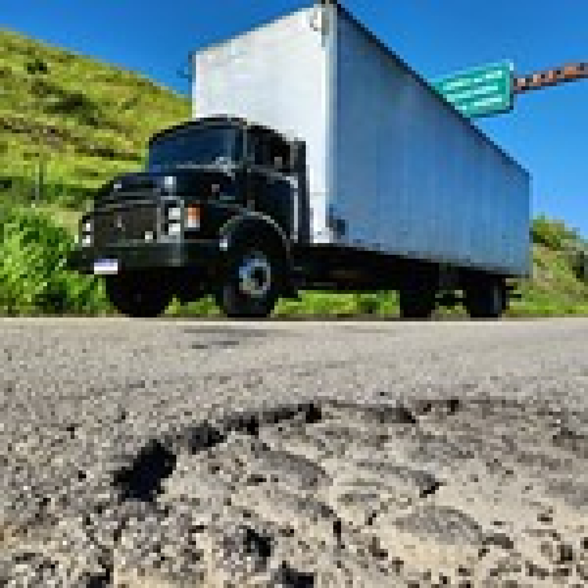 As crateras est&atilde;o por toda extens&atilde;o da RJ 155, de compet&ecirc;ncia do Estado a manuten&ccedil;&atilde;o - Divulga&ccedil;&atilde;o/PMAR