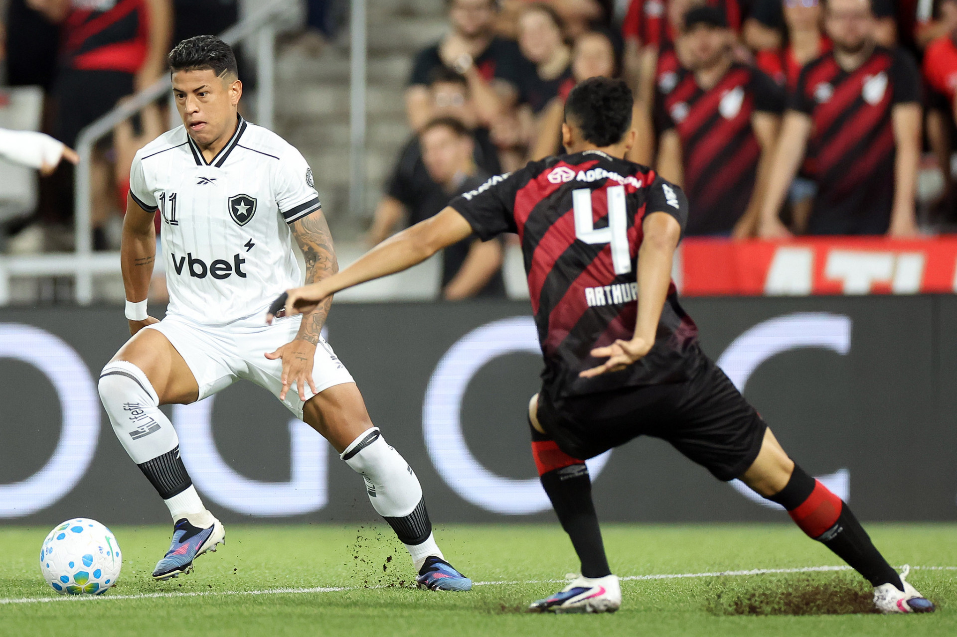 Botafogo perdeu para o Athletico-PR pelo Brasileirão - Vitor Silva / Botafogo