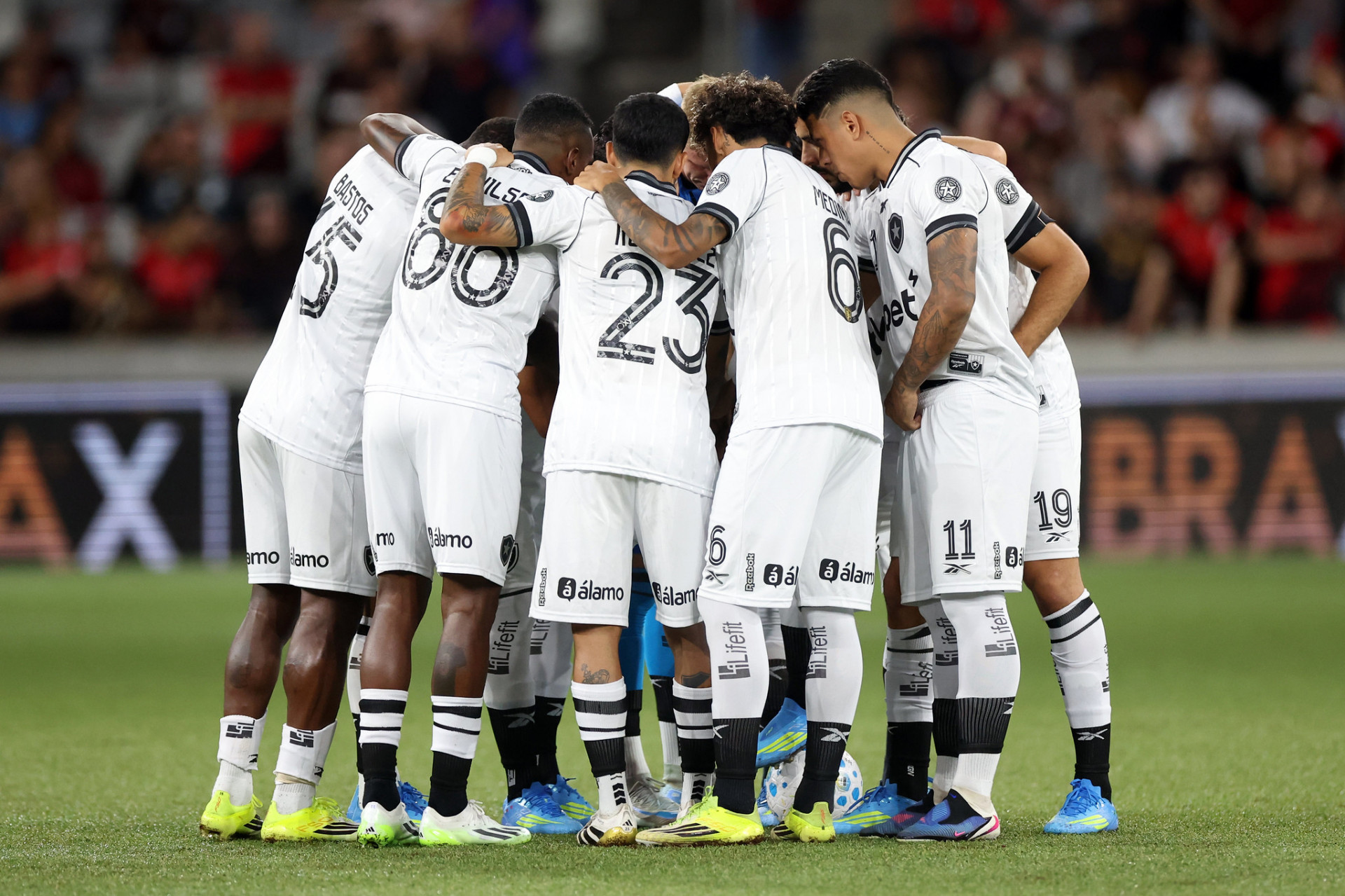 Botafogo perdeu para o Athletico-PR pelo Brasileirão - Vitor Silva / Botafogo