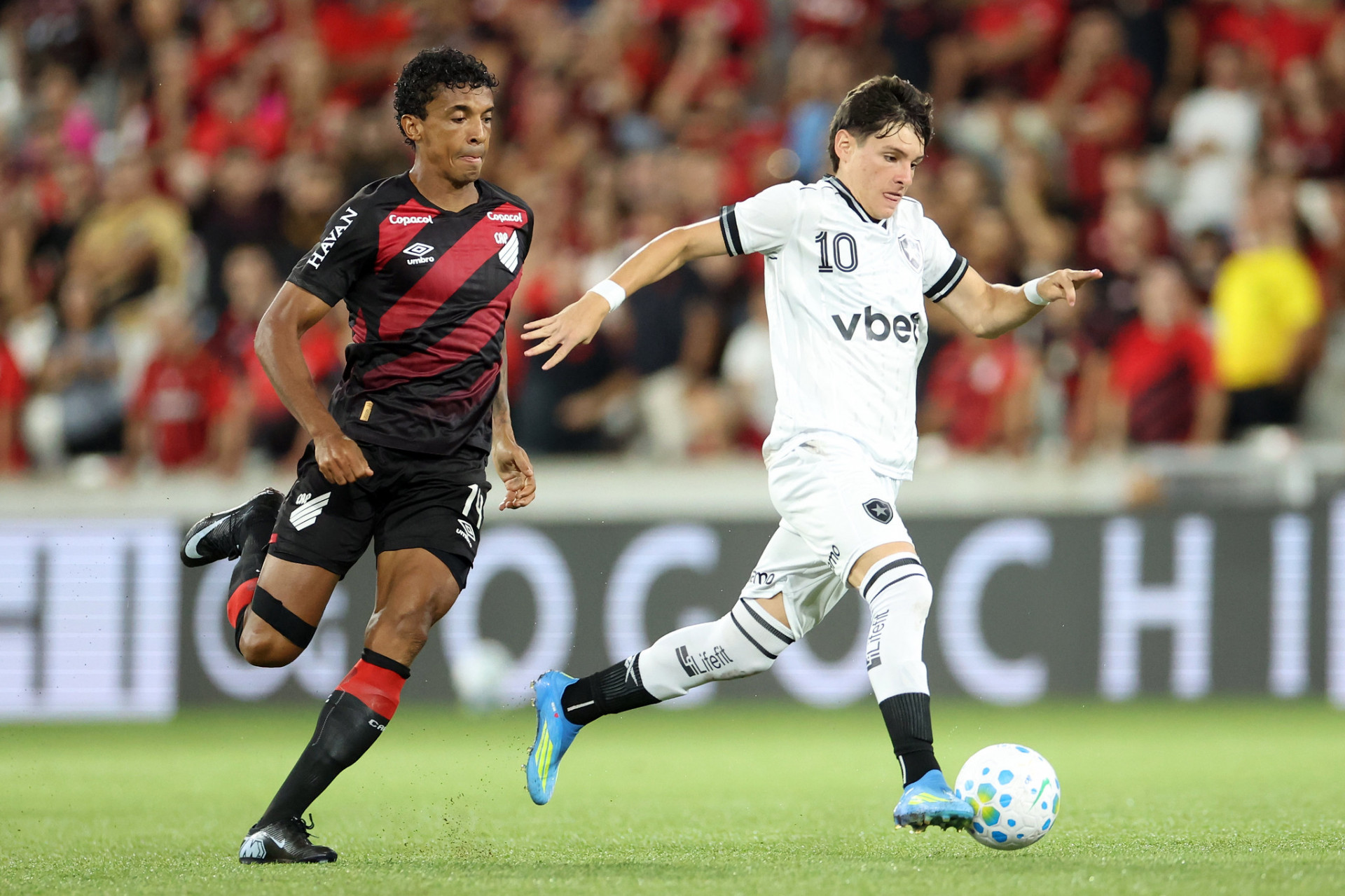 Botafogo perdeu para o Athletico-PR pelo Brasileirão - Vitor Silva / Botafogo