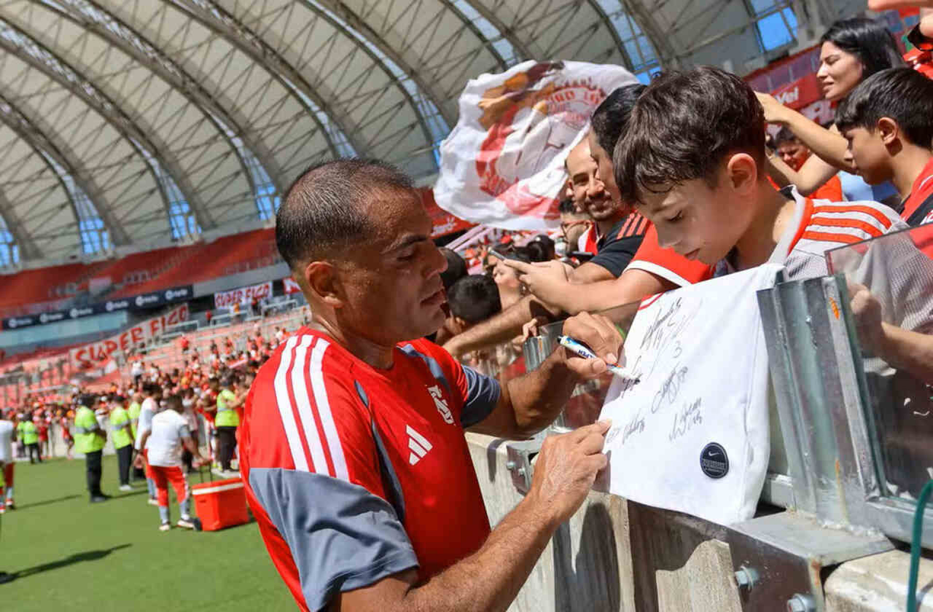 Internacional realiza treino aberto &agrave; torcida no Beira-Rio