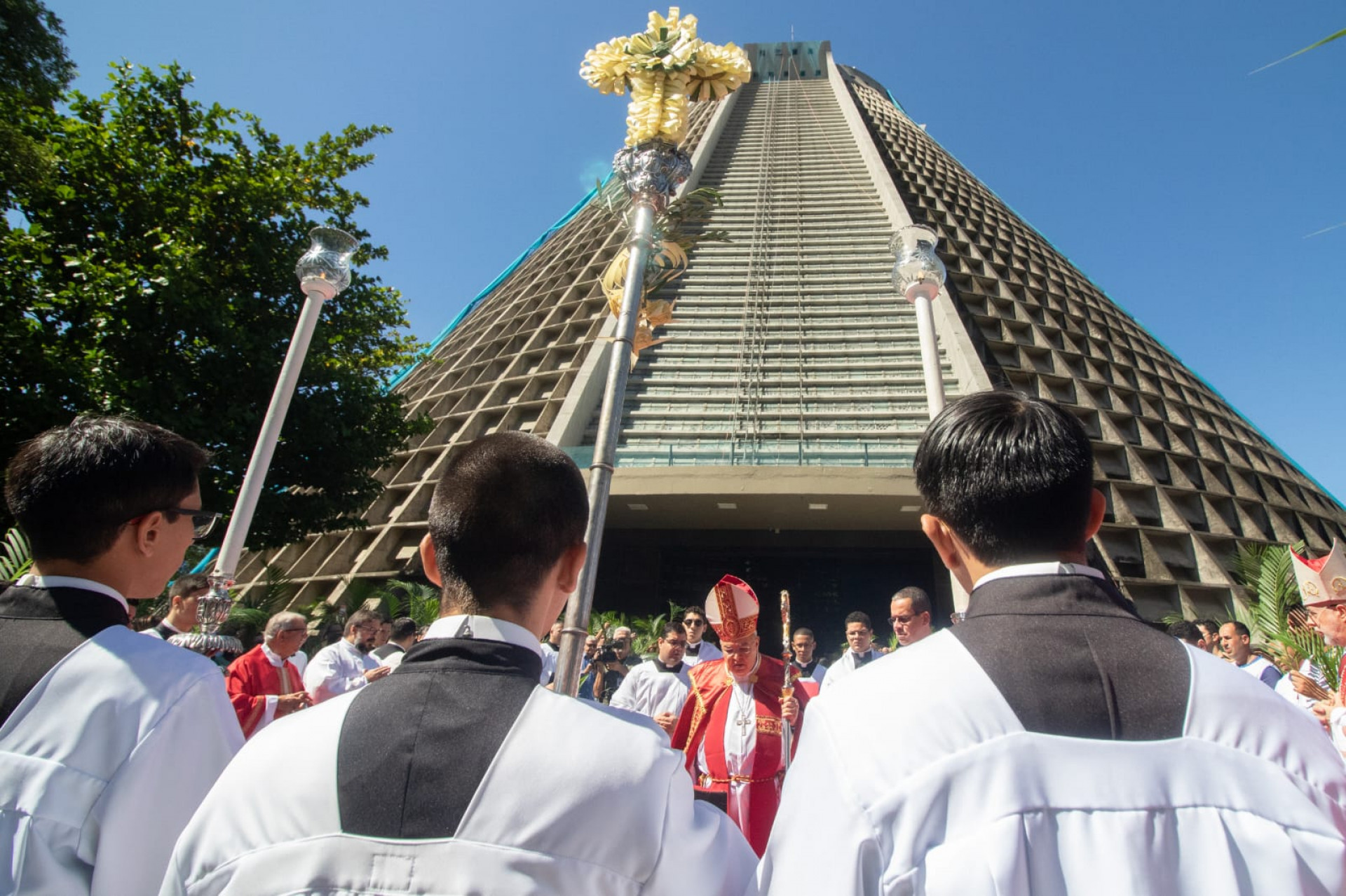 Fiés celebram Domingo de Ramos na Catederal Metropolitana - Érica Martin/Agência O DIA