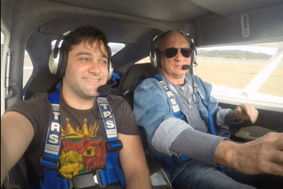 Vítimas de acidente aéreo em Rio Claro eram pai e filho; família e amigos lamentam