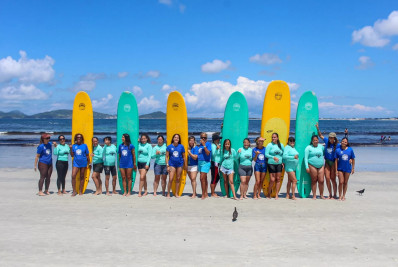 Águas de Gaia inicia temporada de empoderamento feminino na Praia do Forte