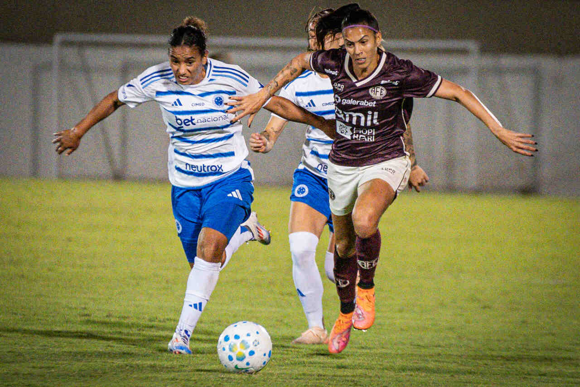 Cruzeiro busca empate com a Ferrovi&aacute;ria pelo Brasileir&atilde;o feminino