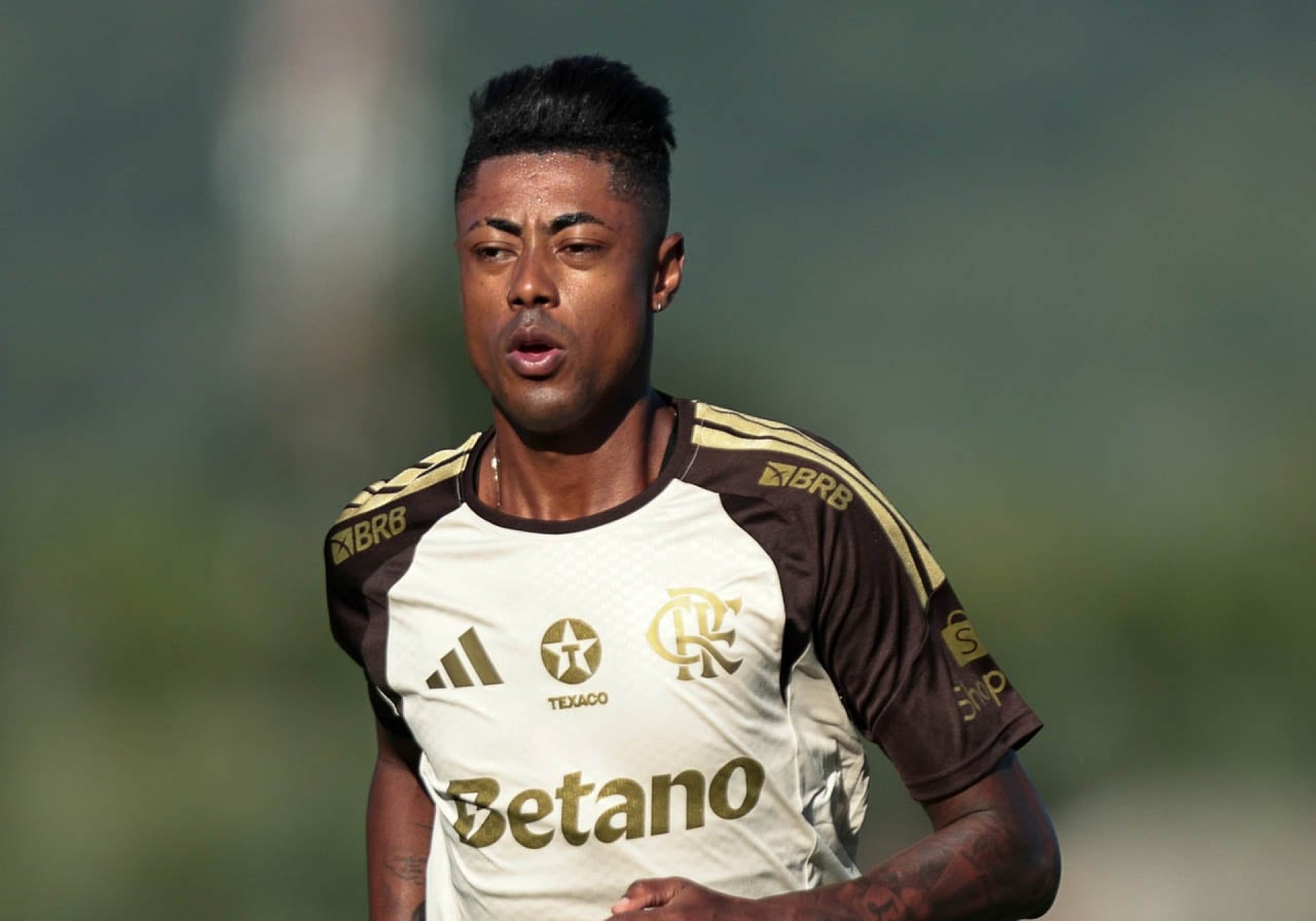 Bruno Henrique pode refor&ccedil;ar o Flamengo contra o Bragantino