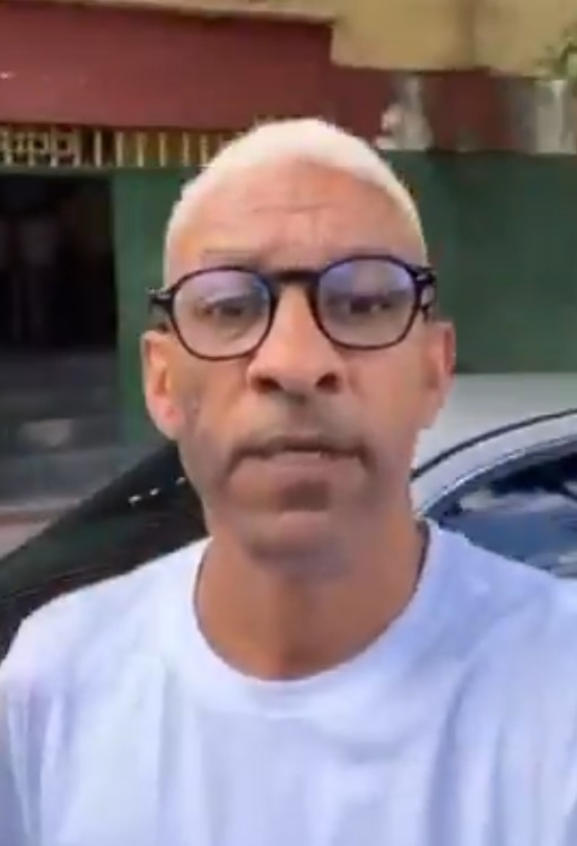 Vídeo! Djalminha é assaltado na porta de clube em Pilares