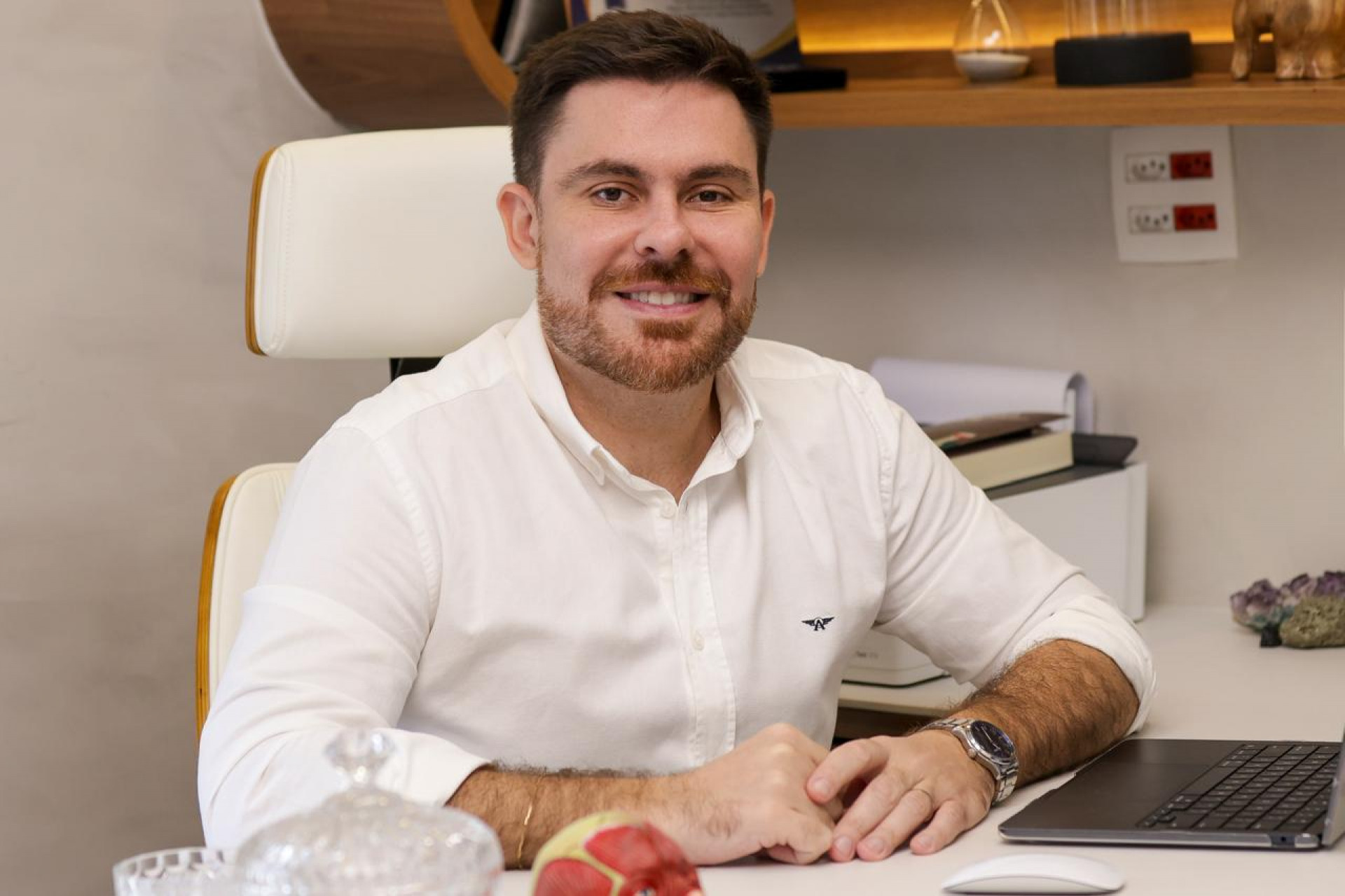 Fábio Barros - Harmonização facial sem exageros: o segredo é o equilíbrio