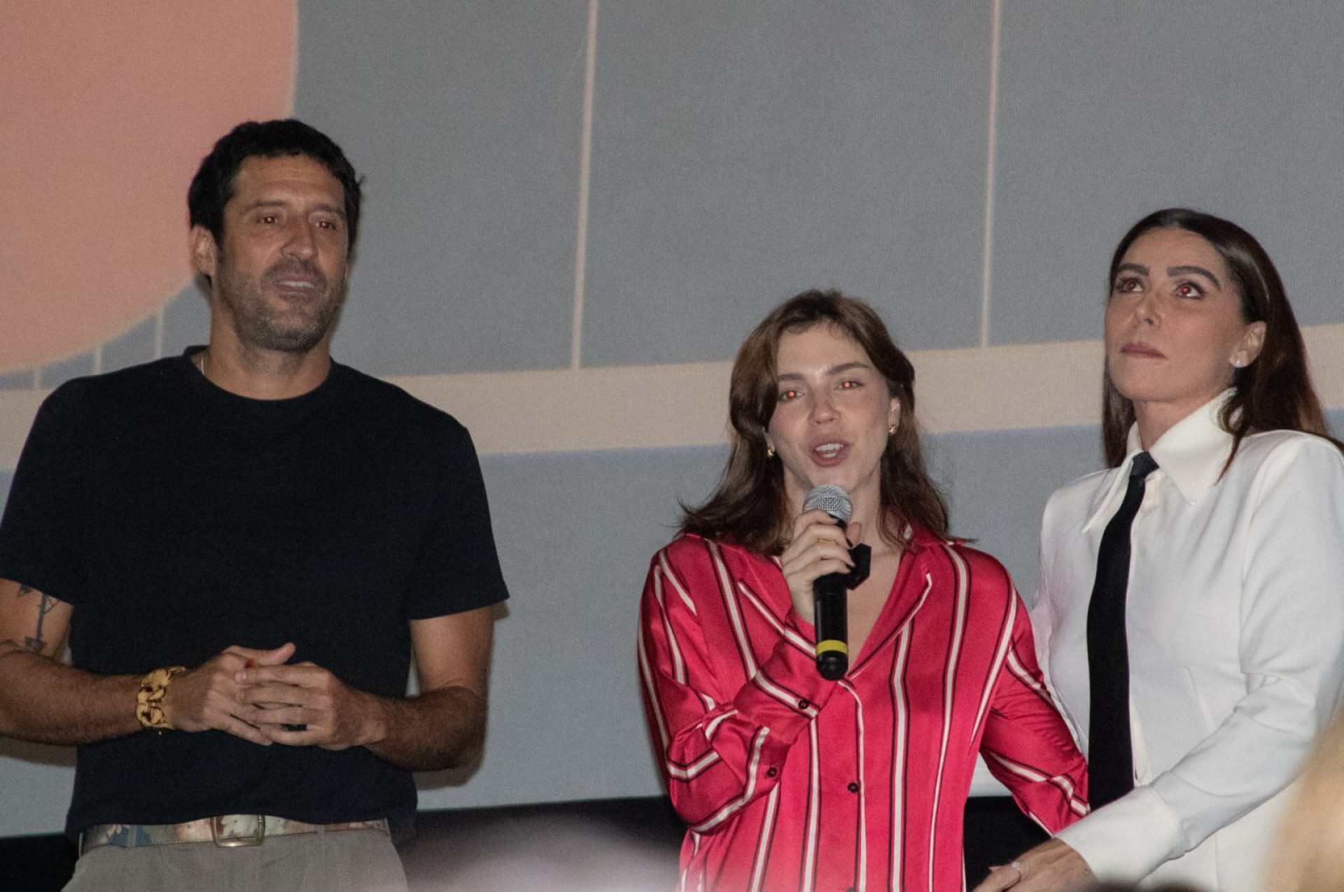 Gustavo Bonafé, Alice Wegmann e Giovanna Antonelli participaram do evento - Érica Martin / Agência O Dia