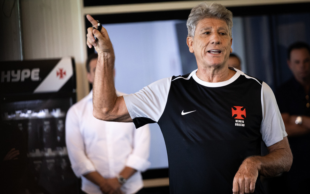 Abel Ferreira opina sobre Renato Gaúcho poupar titulares do Vasco
