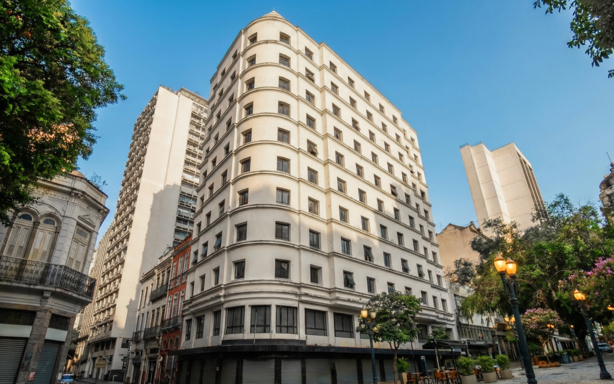 Prédio onde funcionou o Detro-RJ, na Rua Uruguaiana, passará por retrofit para se transformar em residencial com 130 estúdios