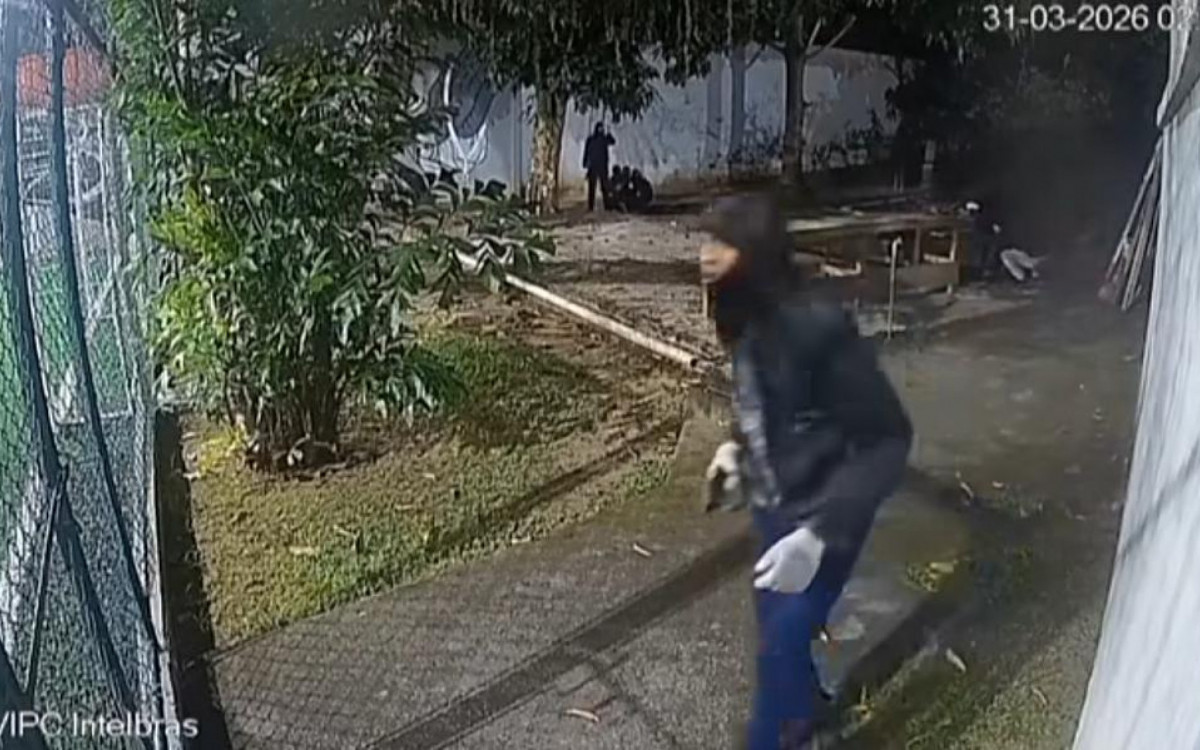 Criminosos invadem a mansão de Poze do Rodo, na Zona Sudoeste