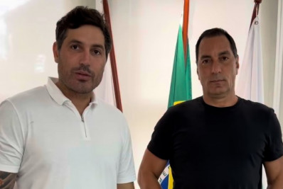 Vídeo! Ex-jogador Edmundo oficializa filiação ao PSDB