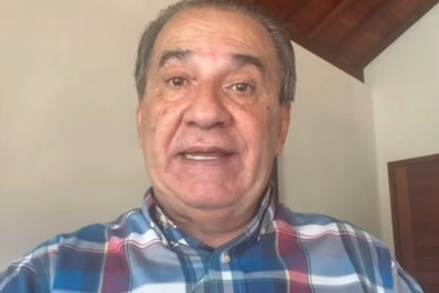 Vídeo: Malafaia ora por doações para comprar avião novo