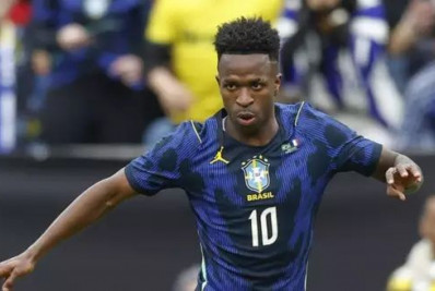 Ex-Flamengo critica peso da camisa 10 sobre Vini Jr na Seleção: 'Não é o Neymar'