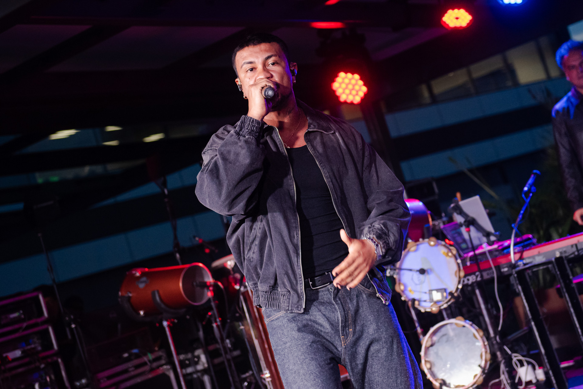 Xamâ e Zé Ricardo no evento de apresentação do espaço favela no Rock in Rio, no Rooftop da Rock World, na zona sudoeste do Rio - Letycia Miller/Brazil News