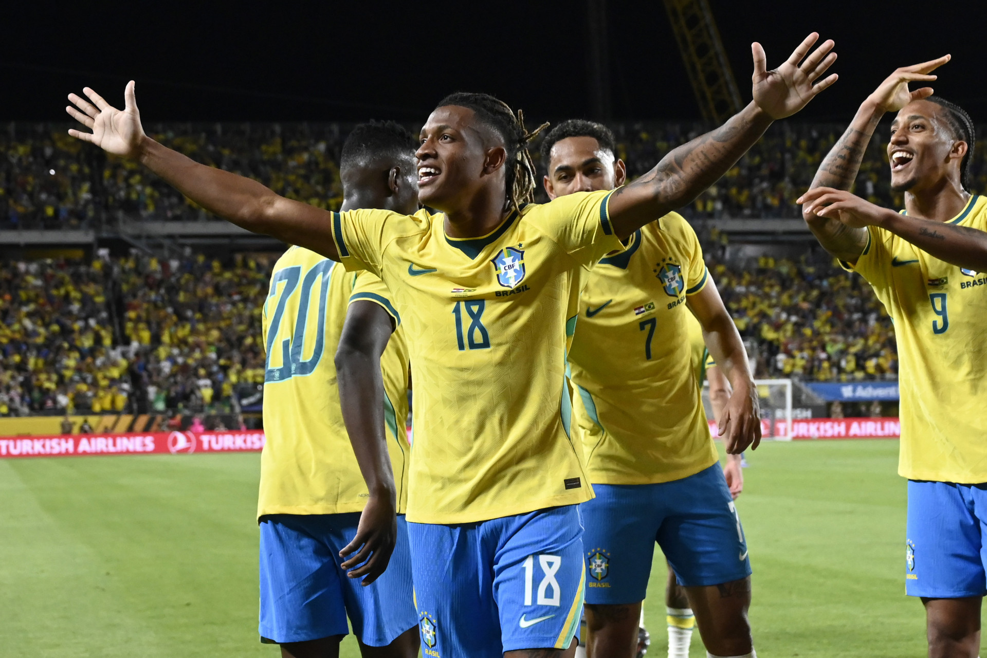 ORLANDO (USA), 31/03/2026 - CBF / SELECAO BRASILEIRA / ESPORTE / BRASIL vs CROACIA  - Comemoracao de DANILO SANTOS, autor do primeiro gol brasileiro na partida entre Brasil vs Croacia, em jogo amistoso internacional antes da Copa do Mundo de Futebol, realizado no Camping World Stadium, em Orlando, nos Estados Unidos, nesta terca-feira (31). - ANDR&eacute; DUR&atilde;O/ENQUADRAR/ESTAD&Atilde;O CONTE&Uacute;DO