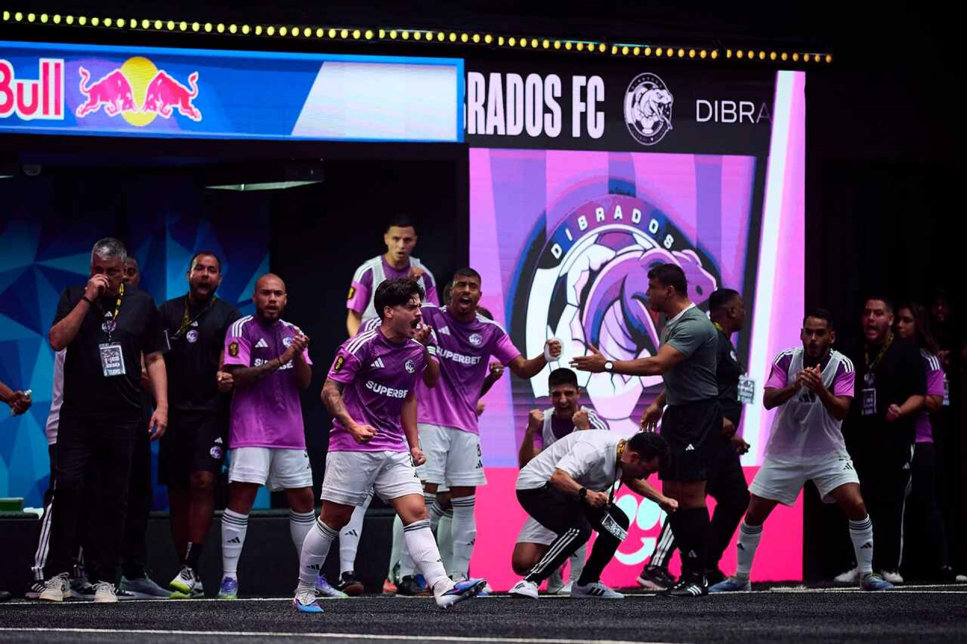 Chay brilha, Dibrados bate o Funkbol e vence a primeira na Kings League