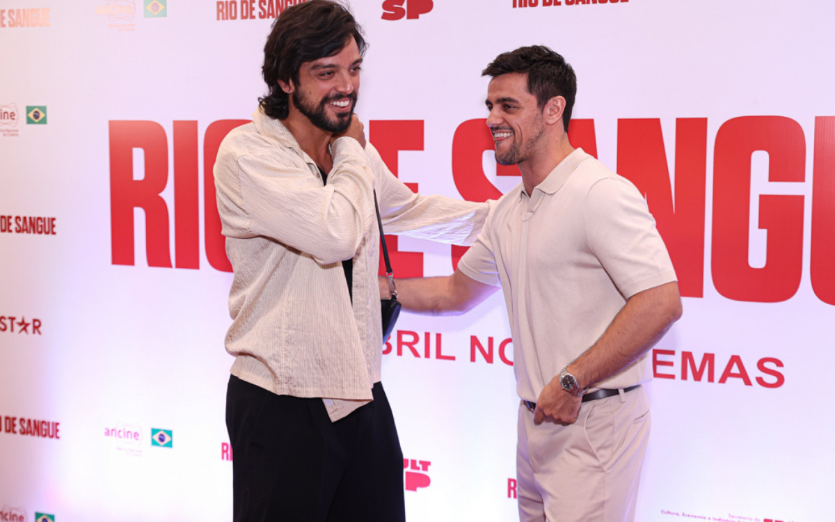 Rodrigo Simas prestigia o irmão, Felipe Simas