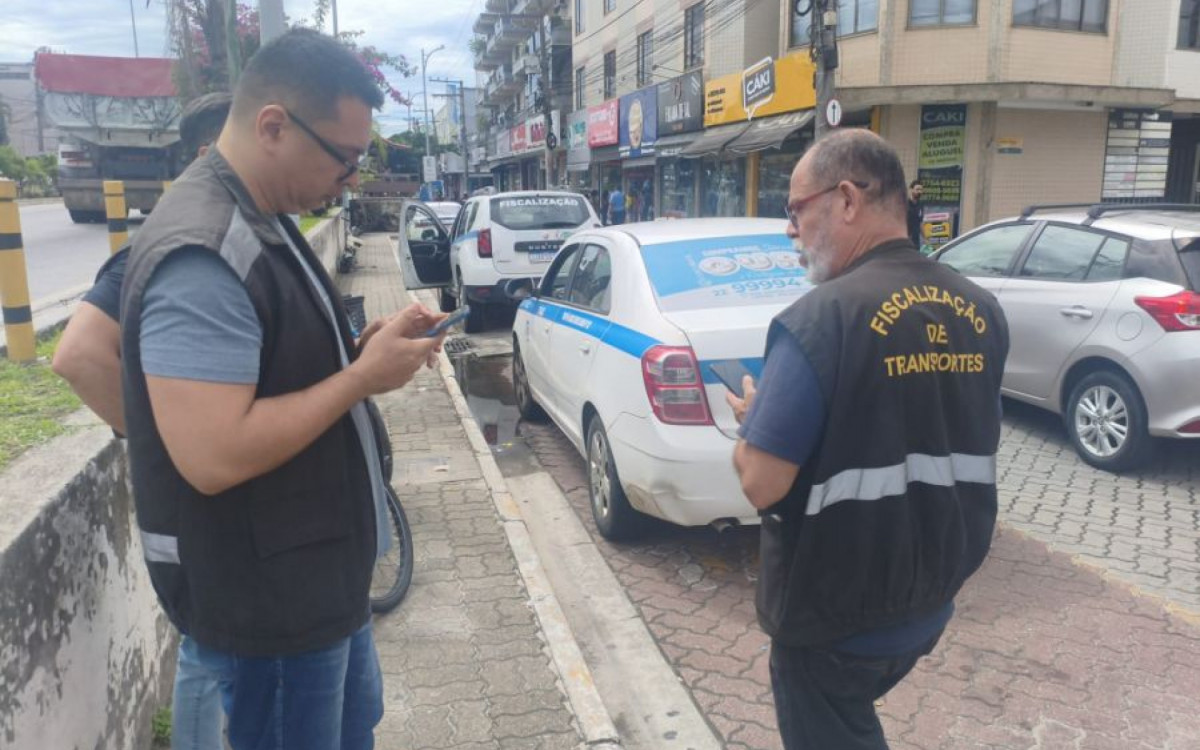 Operação verificou condições dos veículos e reforçou a segurança no transporte urbano