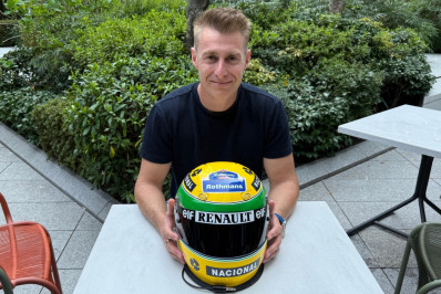 Capacete de Senna de 'um milhão de dólares' é comprado no GP do Japão