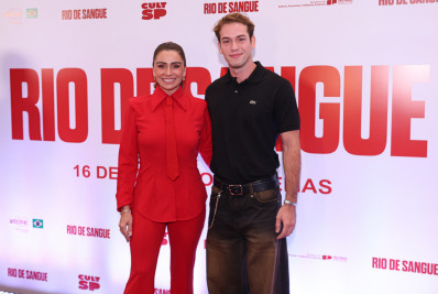 Giovanna Antonelli é prestigiada pelo filho em pré-estreia de filme
