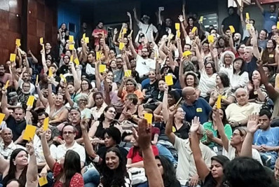 Greve unificada: técnicos da Uerj aprovam paralisação e se juntam a docentes