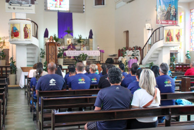 Abril Azul começa com celebração de missa em Barra do Piraí