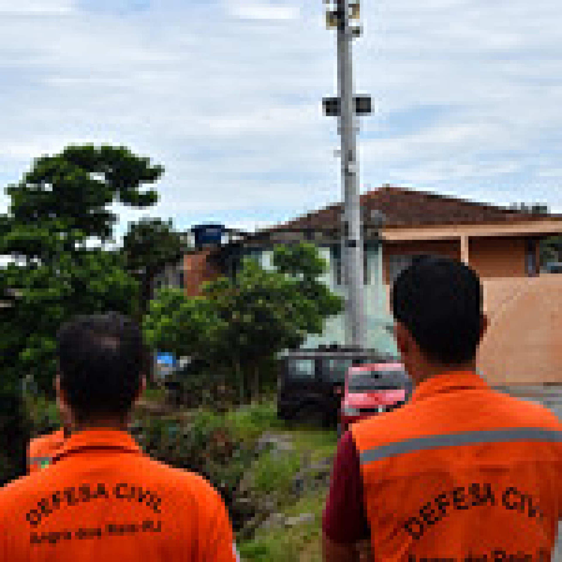 Sirenes acionadas para testes