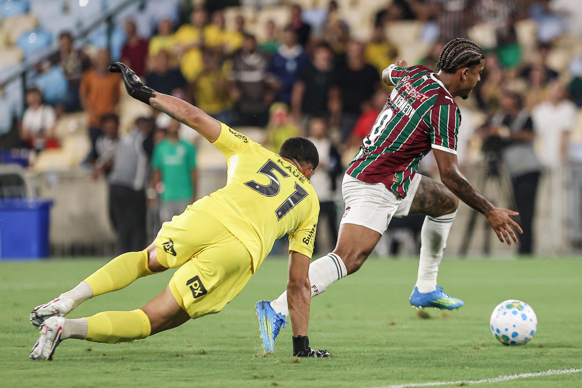 John Kennedy marcou para o Fluminense contra o Corinthians - Lucas Merçon / Fluminense FC
