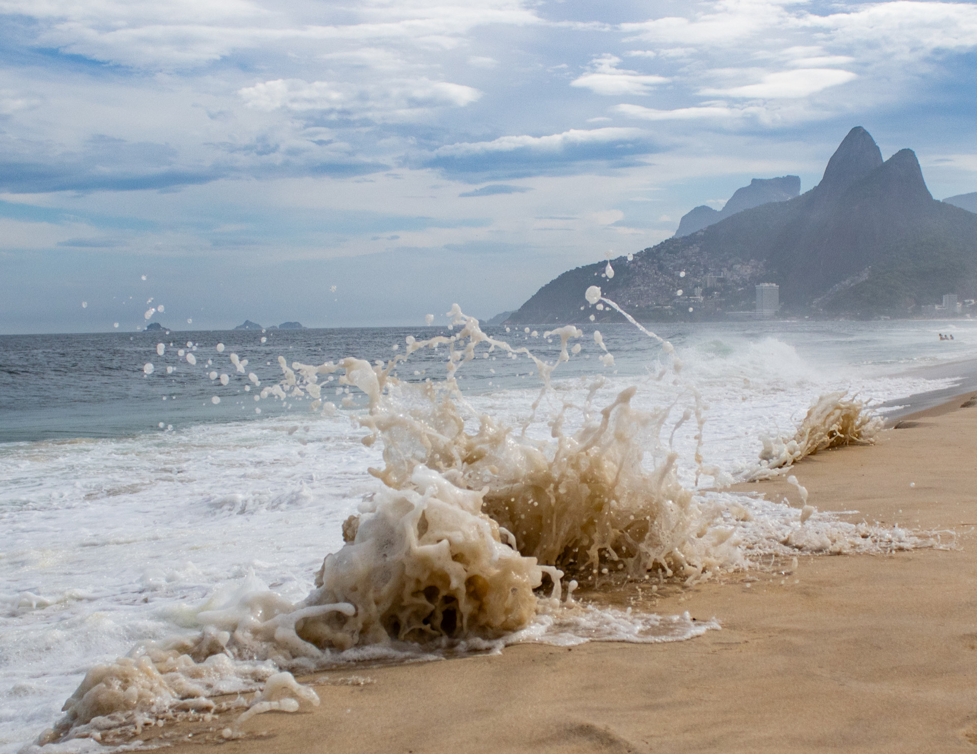 Movimenta&ccedil;&atilde;o na tradicional Praia de Ipanema - &Eacute;rica Martin/Ag&ecirc;ncia O Dia 