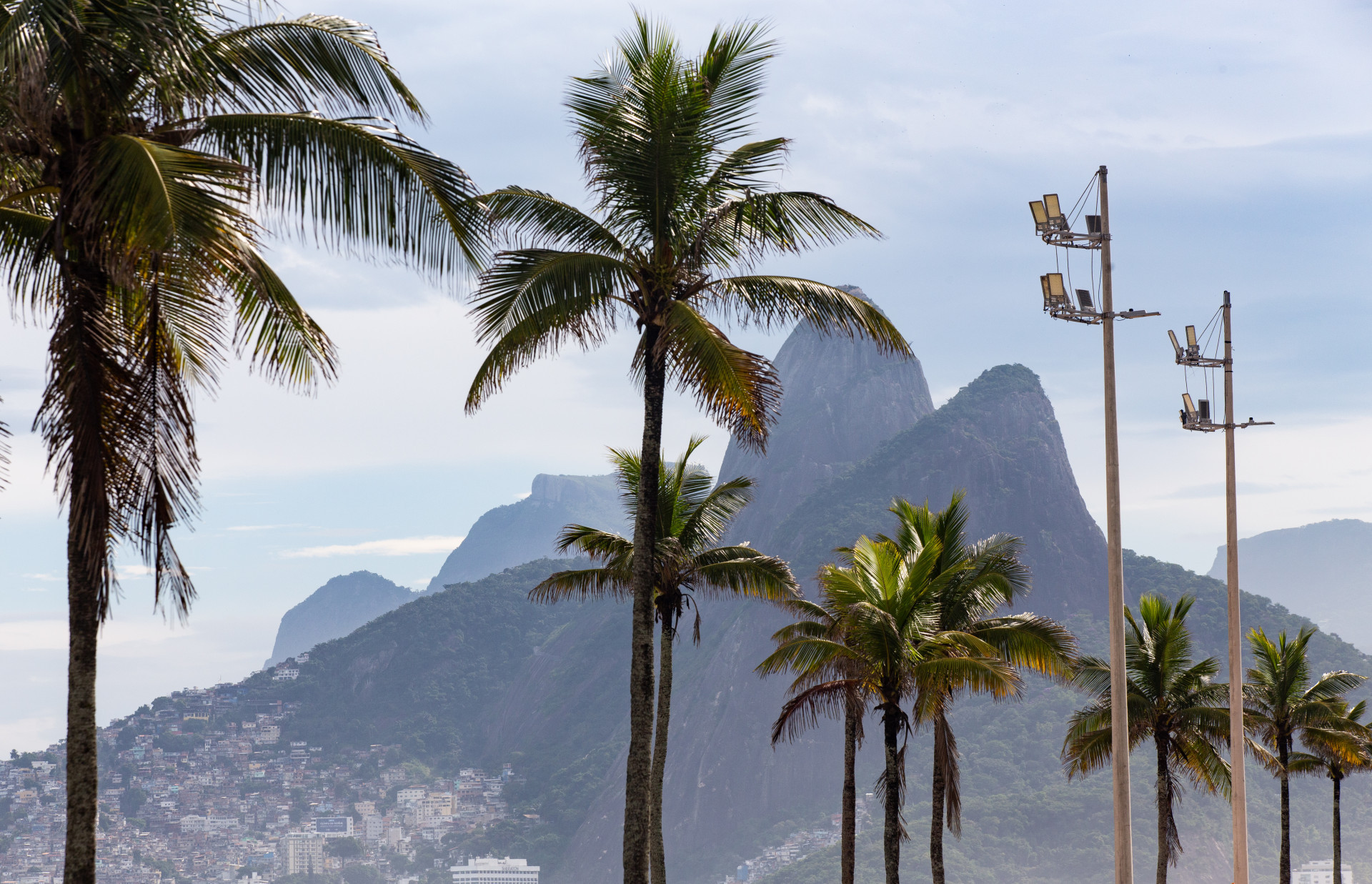 Movimenta&ccedil;&atilde;o na tradicional Praia de Ipanema - &Eacute;rica Martin/Ag&ecirc;ncia O Dia 
