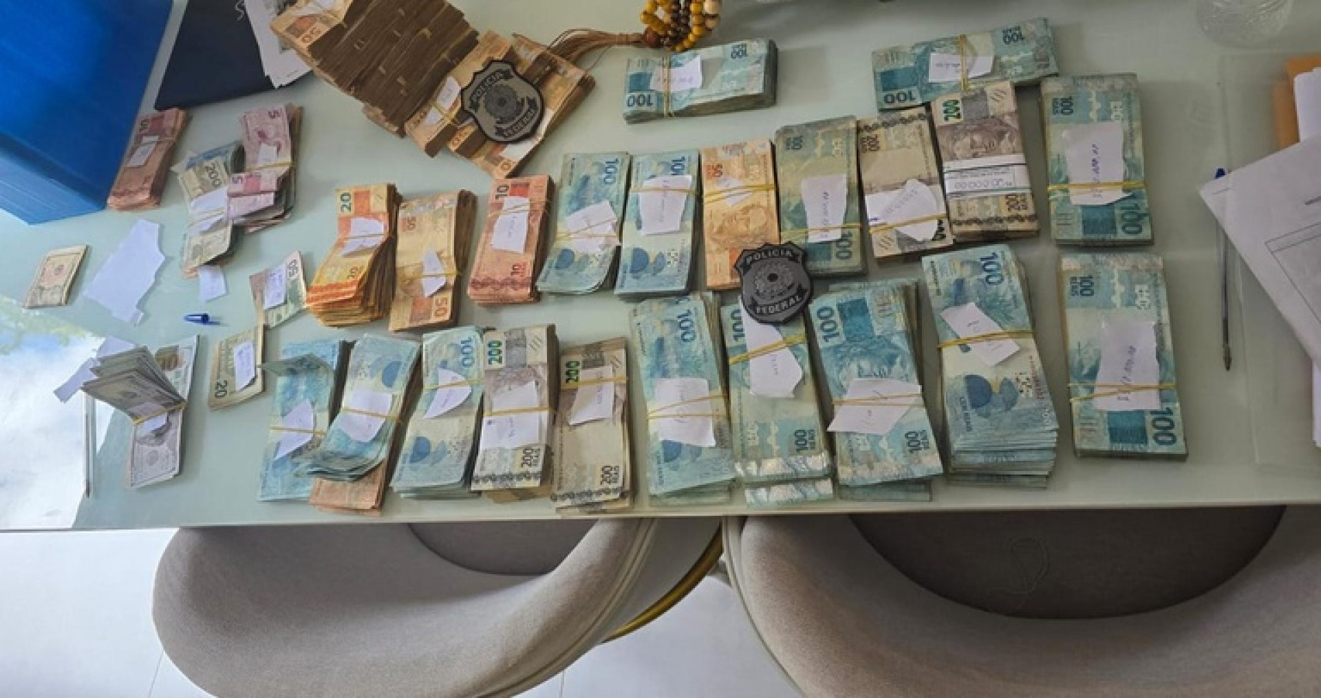 Ao todo, estão sendo cumpridos 25 mandados de busca e apreensão - Divulgação/ PF