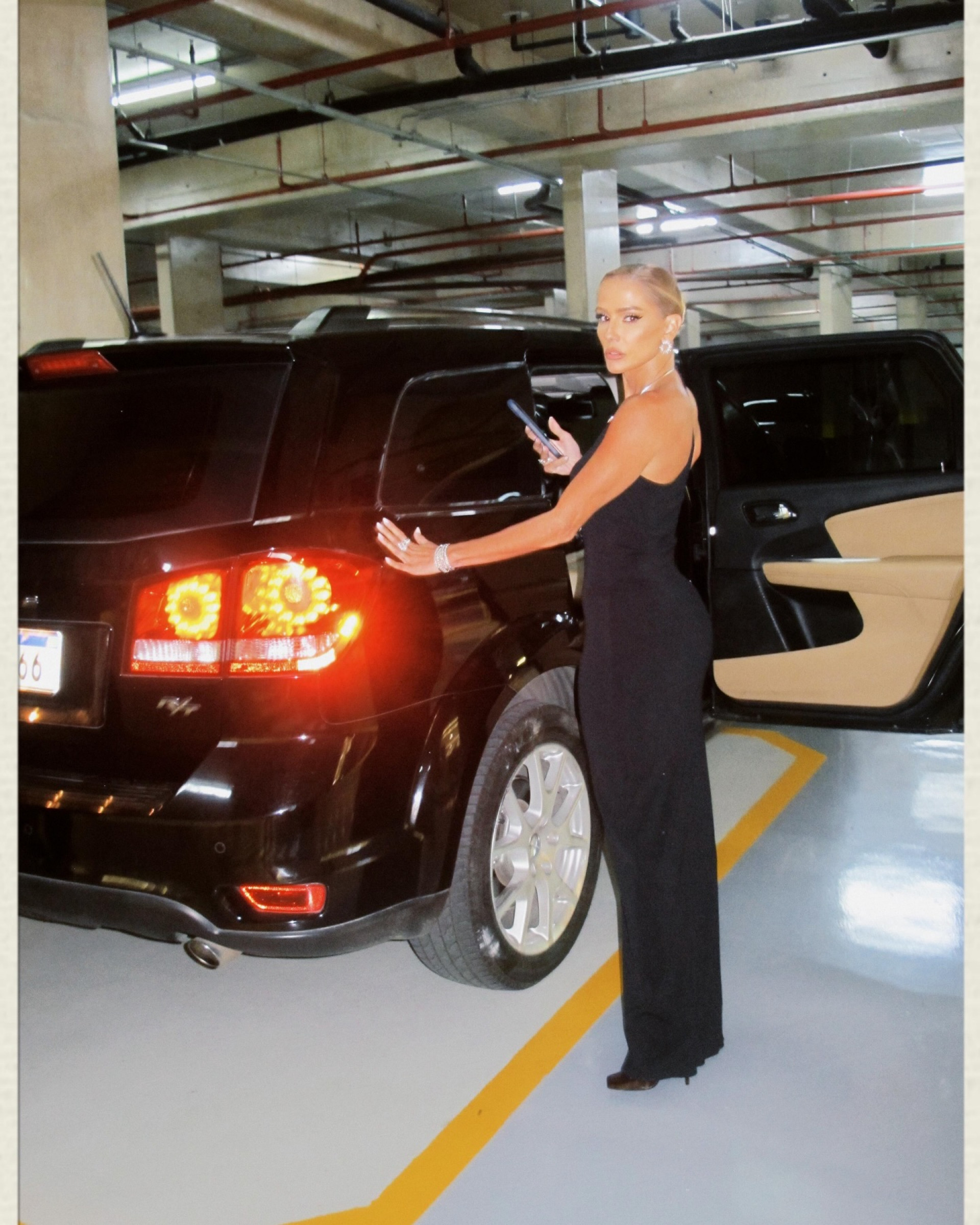 Deborah Secco relembra ensaio nu aos 18 anos e conselho da mãe: 'Esse dinheiro vai mudar a sua vida' - Reprodução Instagram