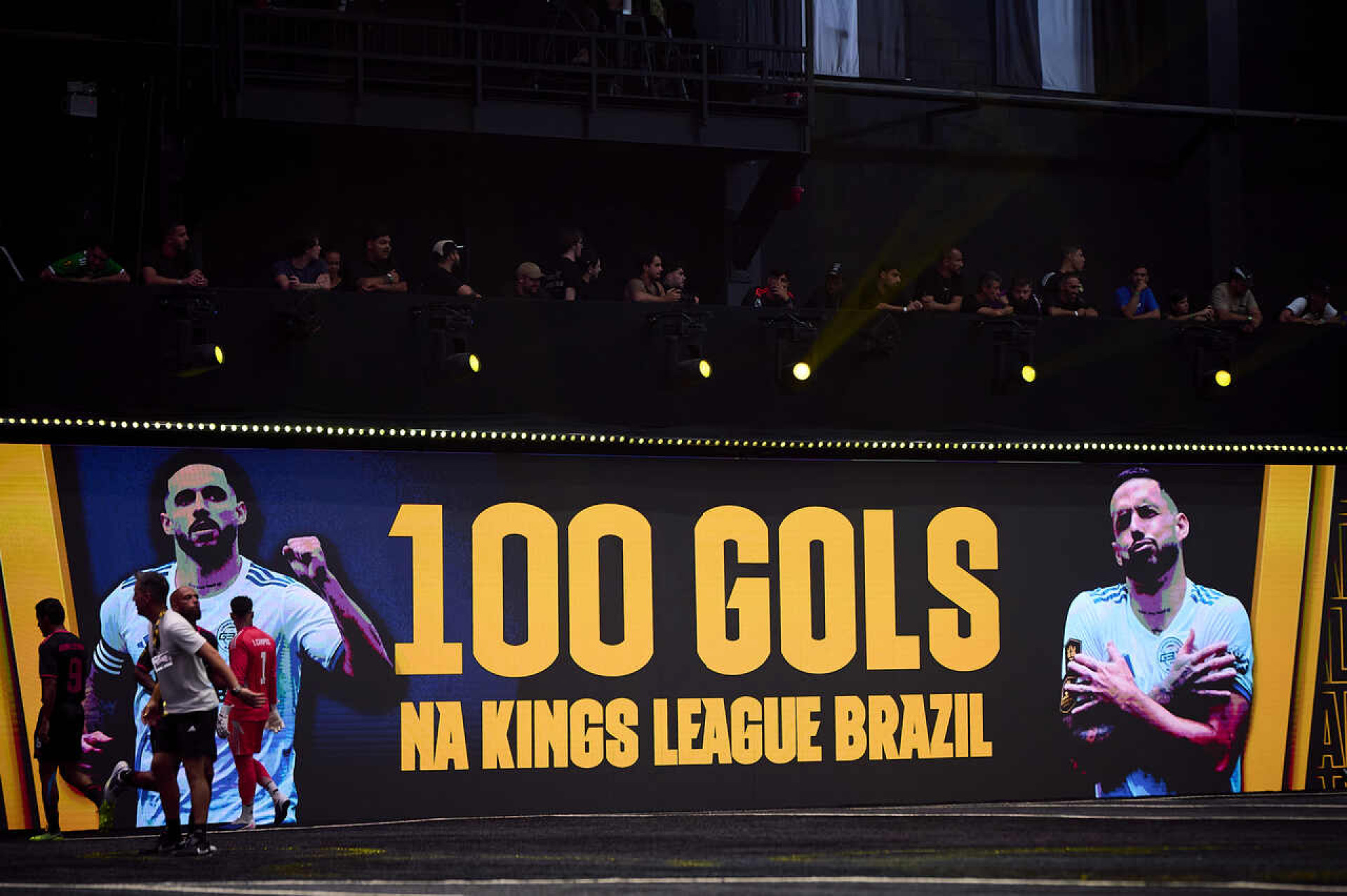 Kelvin diz que “gols v&ecirc;m naturalmente” ap&oacute;s chegar aos 100 na Kings League