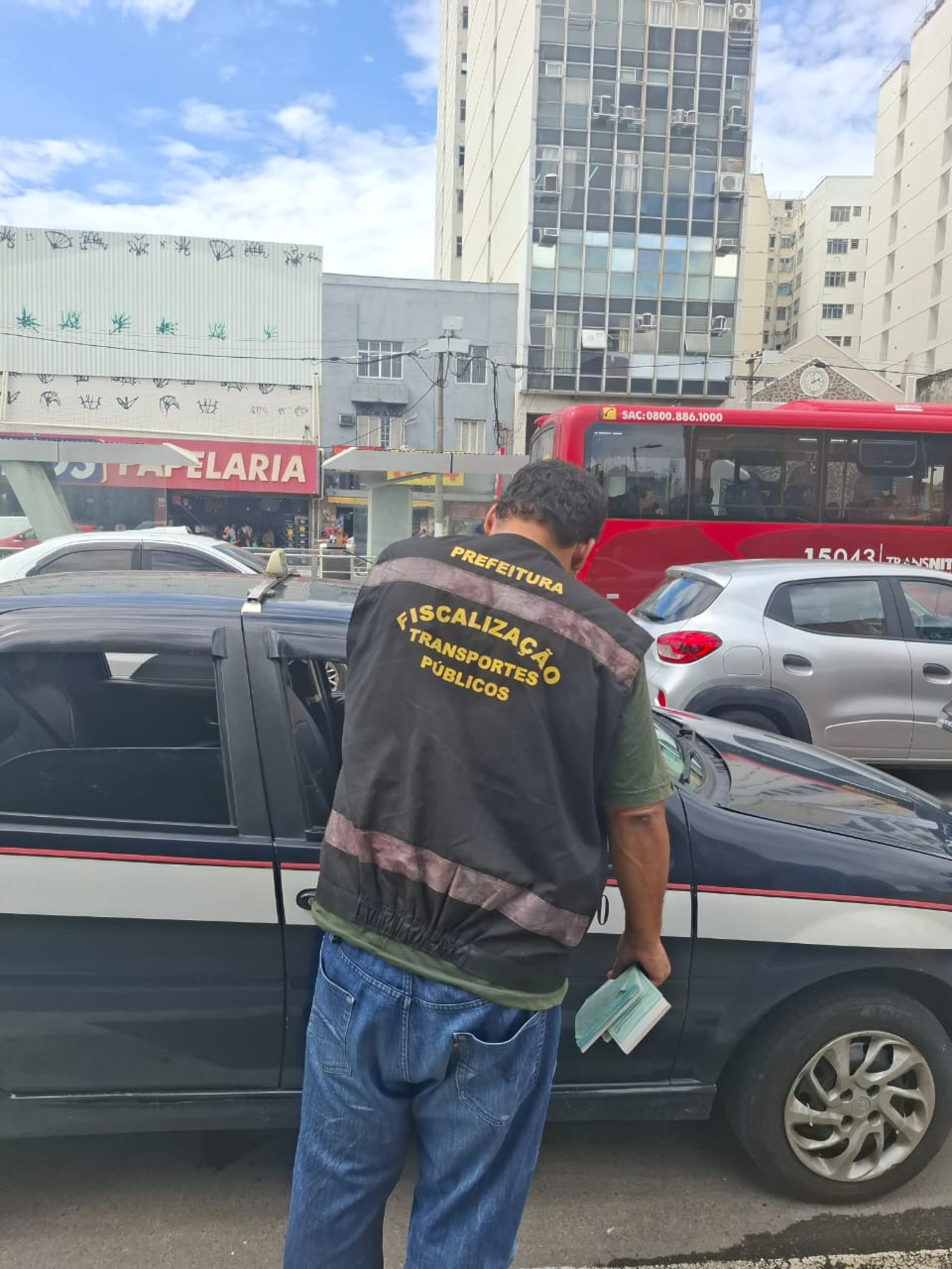 Niterói inicia ação de fiscalização de táxis