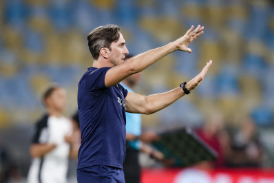 Zubeldía enaltece atacantes e vê Fluminense preparado para maratona de jogos