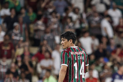 Cano celebra retorno ao Fluminense após cinco meses: 'Voltar mais forte'