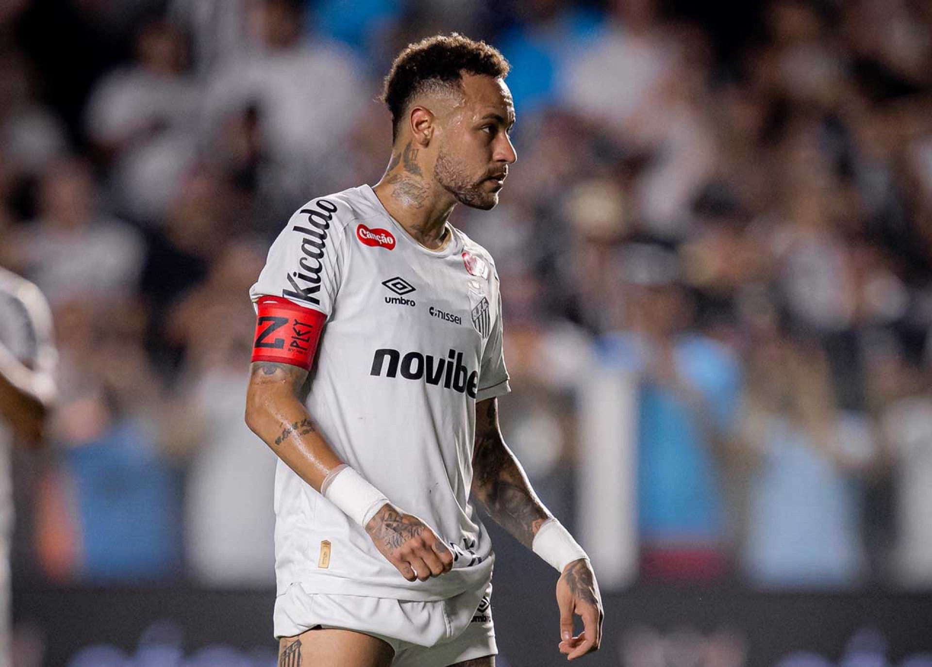 Neymar inicia arrancada final no Santos por um lugar na Copa