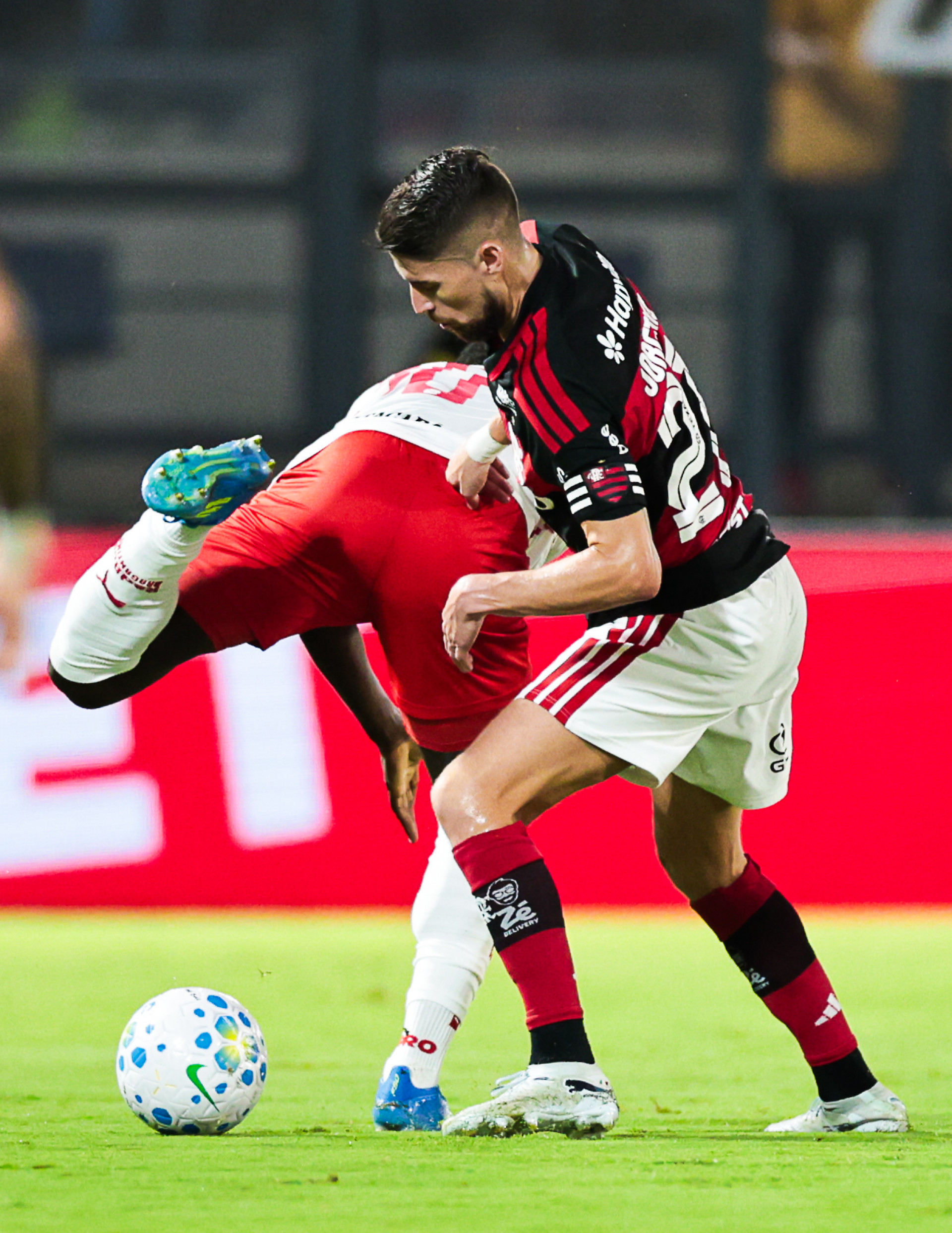 BRAGANTINO X FLAMENGO - BRASILEIRO - ESTADIO CICERO DE SOUZA MARQUES - 02-05-2026 - Gilvan de Souza- Flamengo