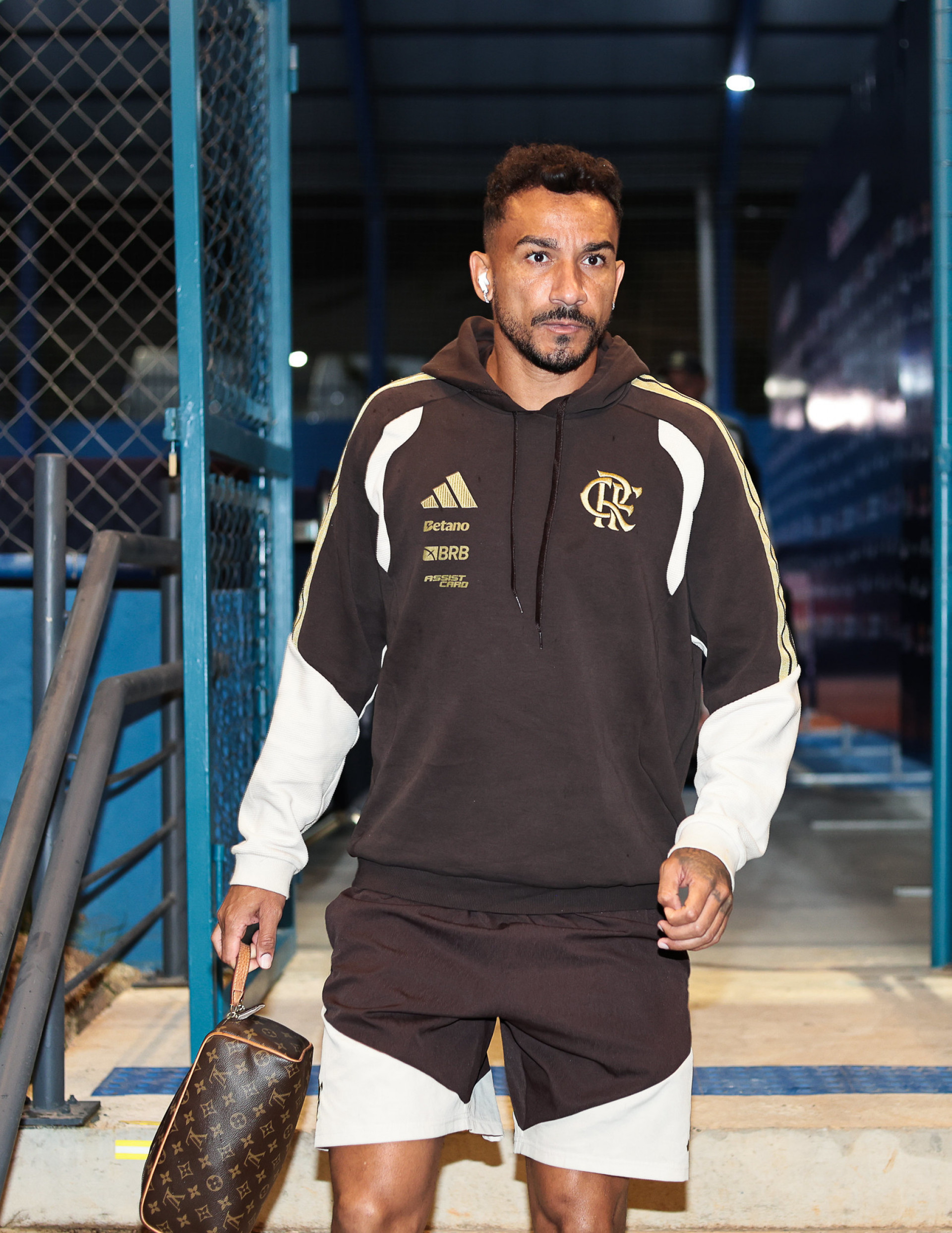 Danilo fala em 'vergonha' após derrota do Flamengo e pede 'exame de consciência'