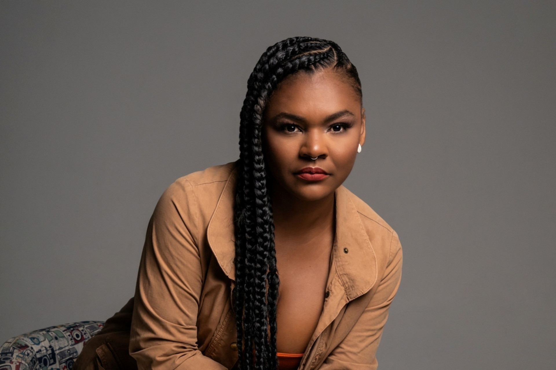 Macaense ganha destaque internacional e assina curadoria de convidados em festival de cinema negro