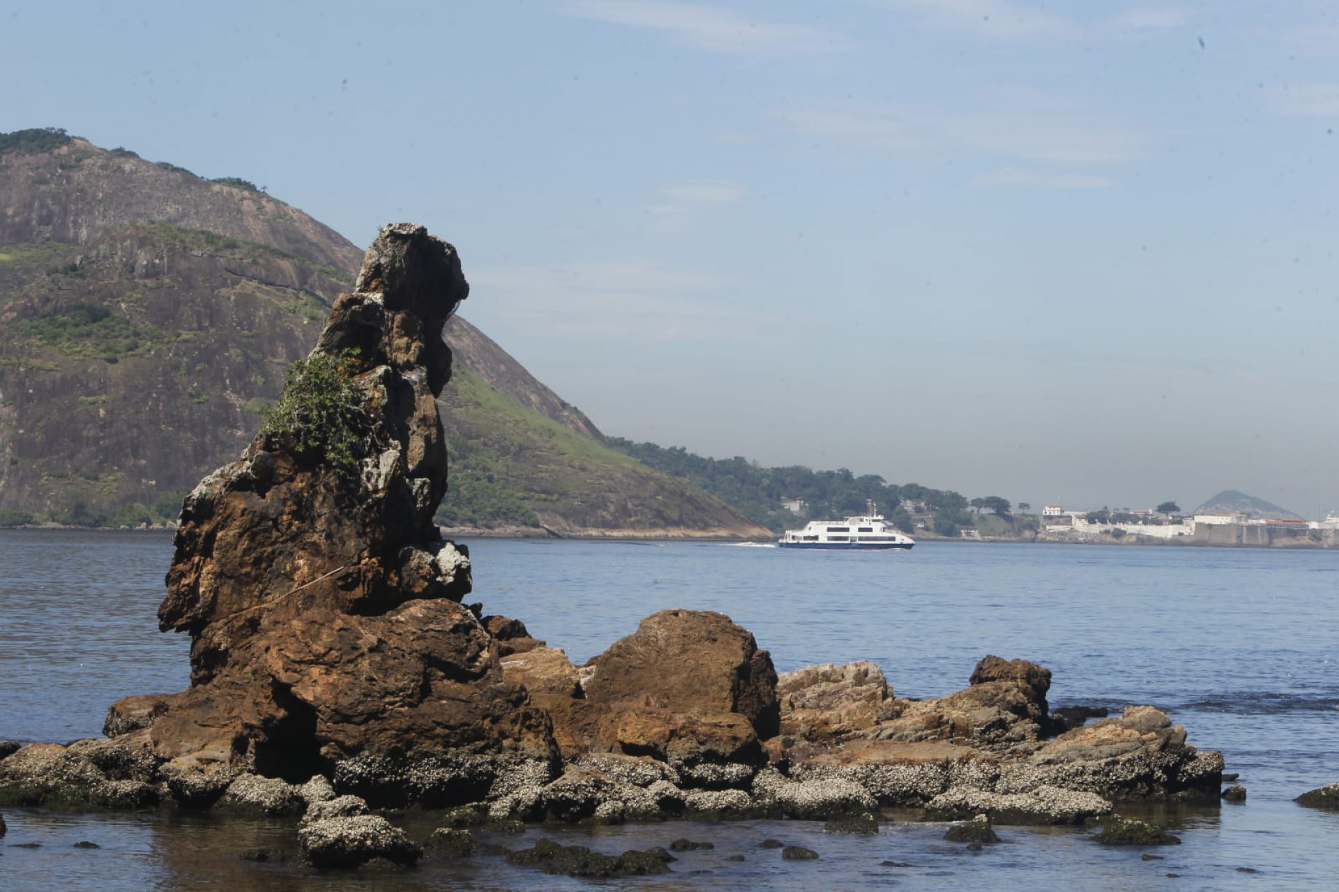 Praia de Icara&iacute; est&aacute; entre as aptas para os niteroienses, de acordo com o Inea - Reginaldo Pimenta/Ag&ecirc;ncia O Dia