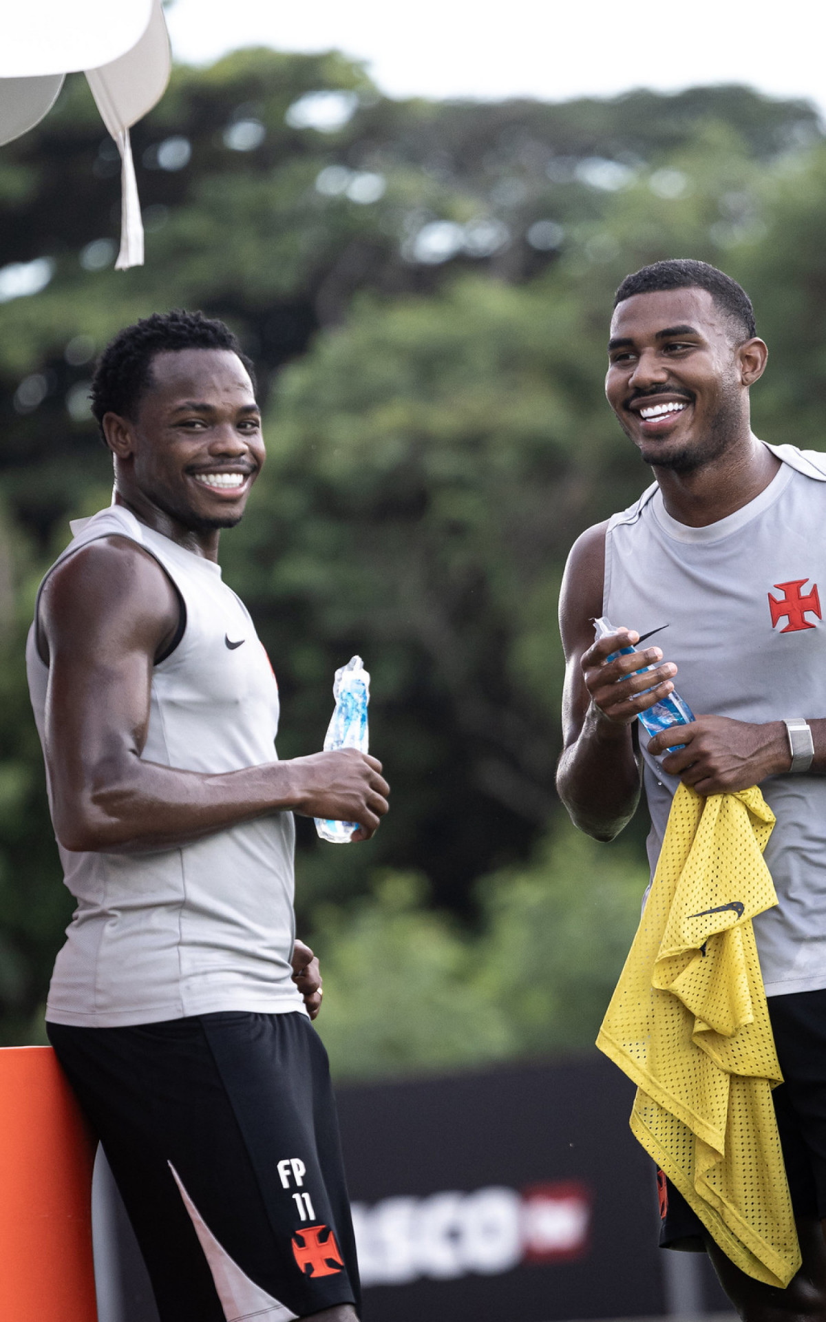 Andr&eacute;s G&oacute;mez retorna de suspens&atilde;o no Vasco, e Cuiabano est&aacute; recuperado de dores musculares - Matheus Lima / Vasco