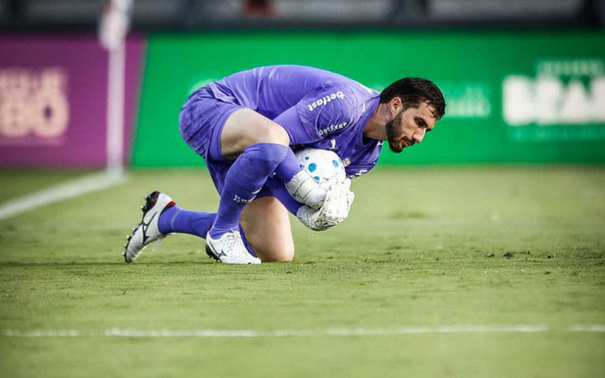 Volpi mant&eacute;m boa escrita contra o Flamengo e comemora vit&oacute;ria do Bragantino