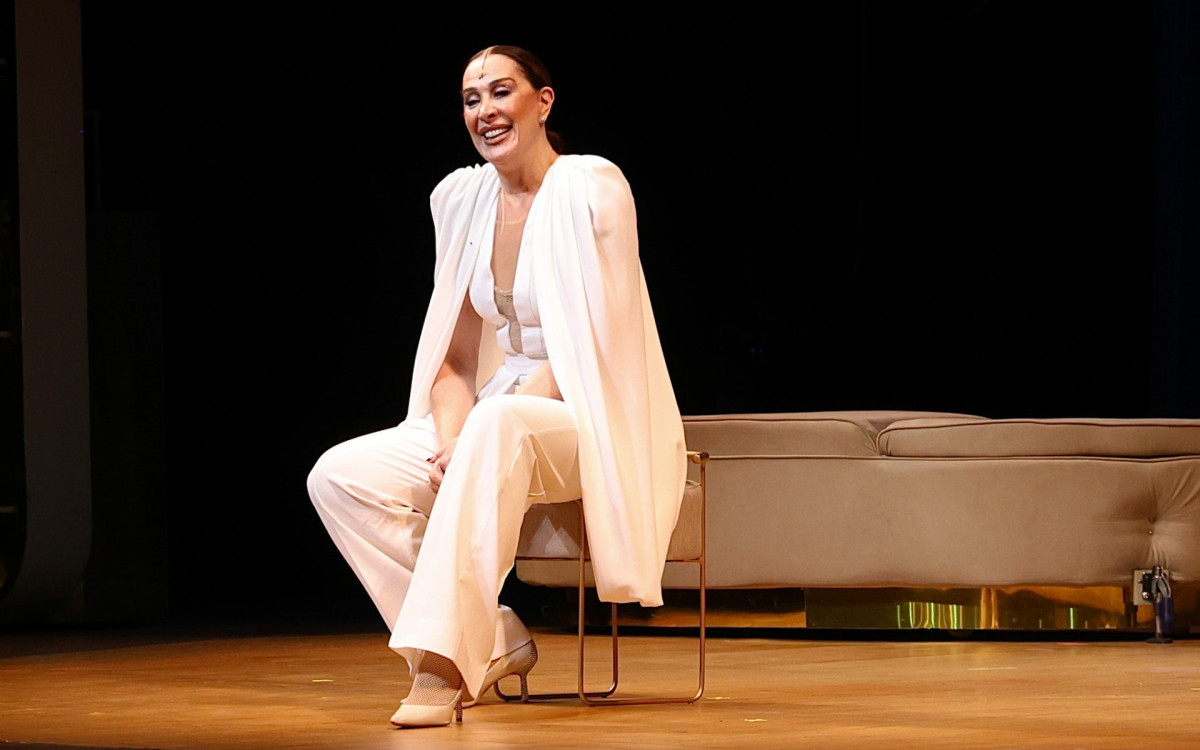 Claudia Raia protagoniza espetáculo \'Cenas da Menopausa\' no Rio