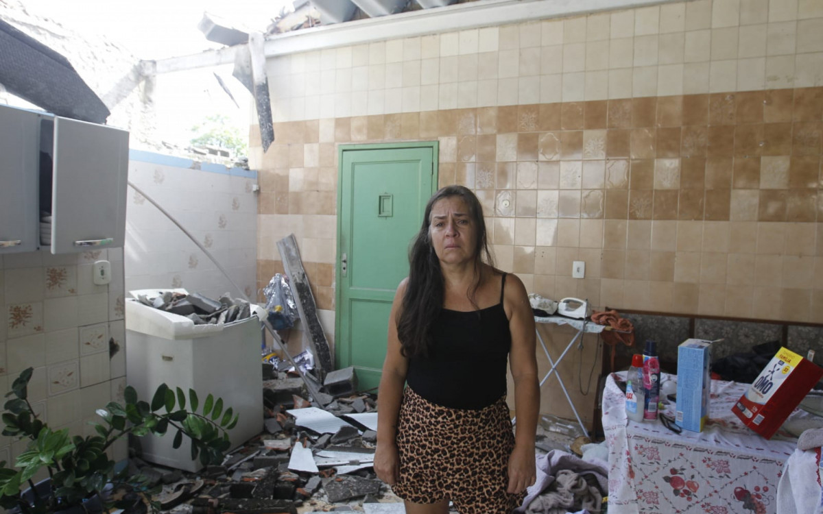 Rose Melo, moradora que teve casa atingida por muro de igreja