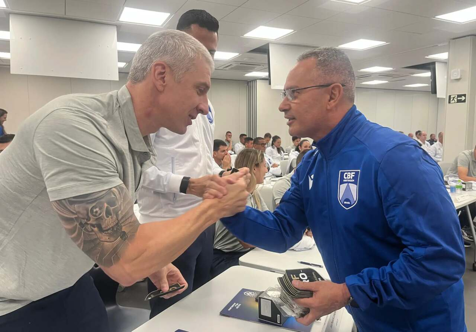 CBF concede patch “Pro” a 72 &aacute;rbitros; entenda